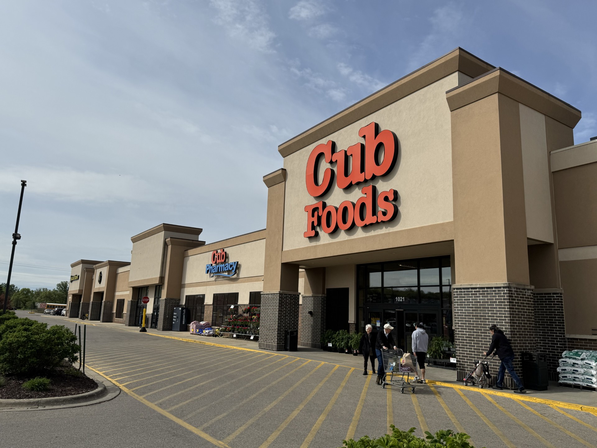 Cub Foods Retail Space